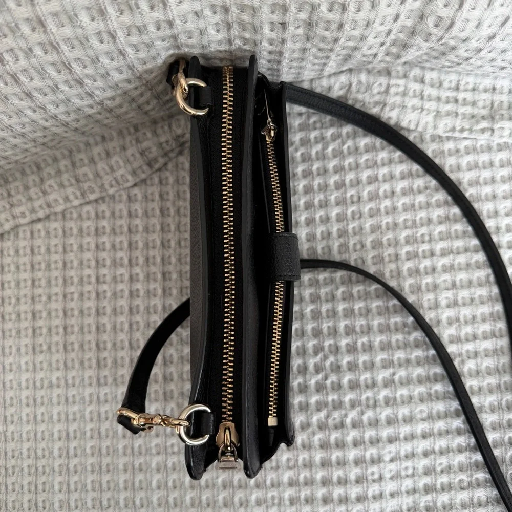 Coach Pop Up Messenger Bag - Picture 8 of 15